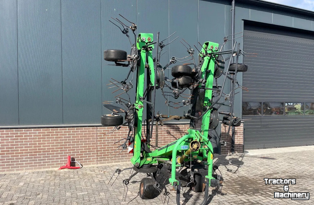 Faneur Deutz-Fahr Condimaster 9021 schudder, 8-delig Kuhn Lely krone