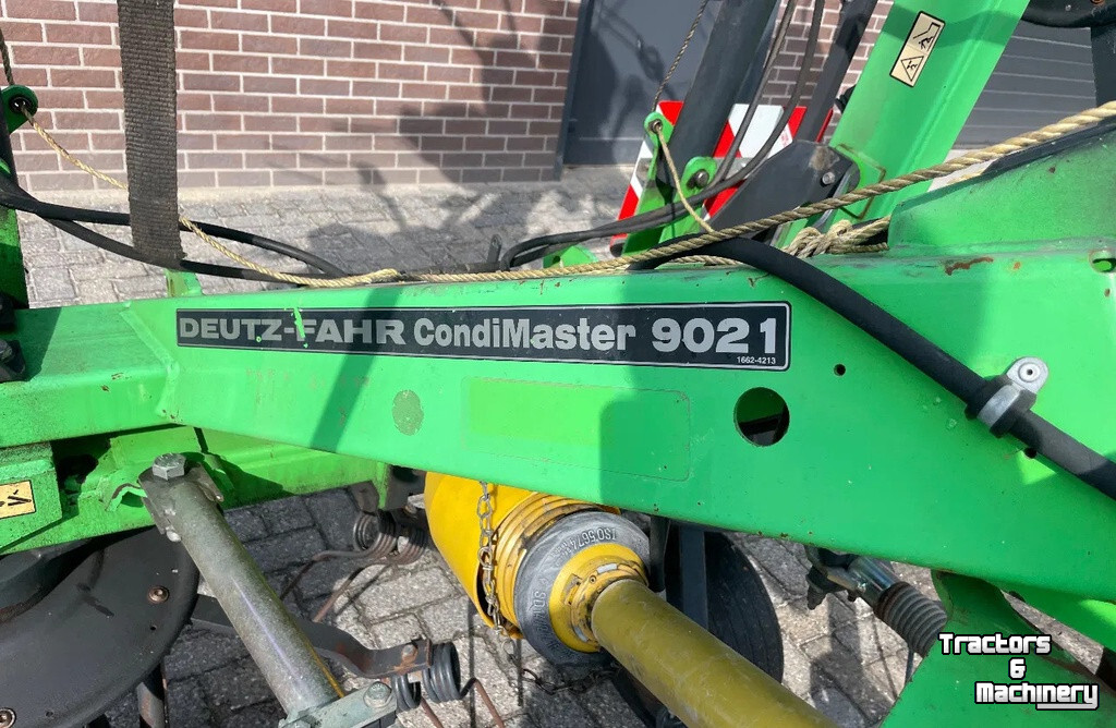 Faneur Deutz-Fahr Condimaster 9021 schudder, 8-delig Kuhn Lely krone
