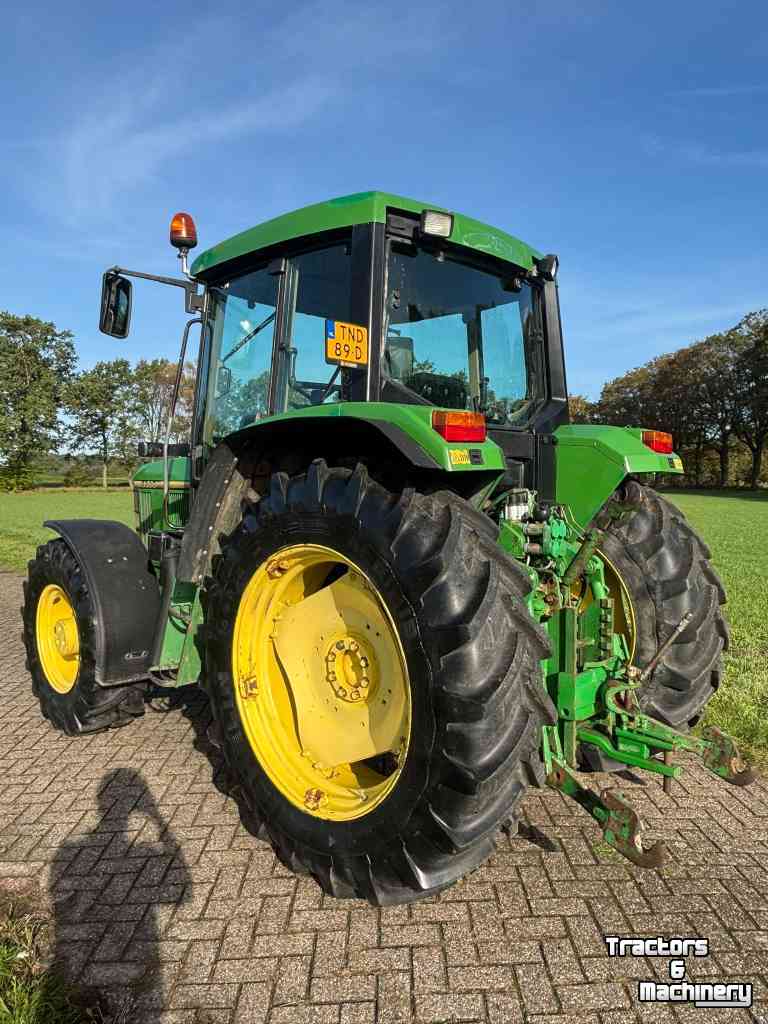 Tracteur John Deere 6400