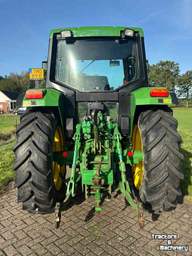Tracteur John Deere 6400
