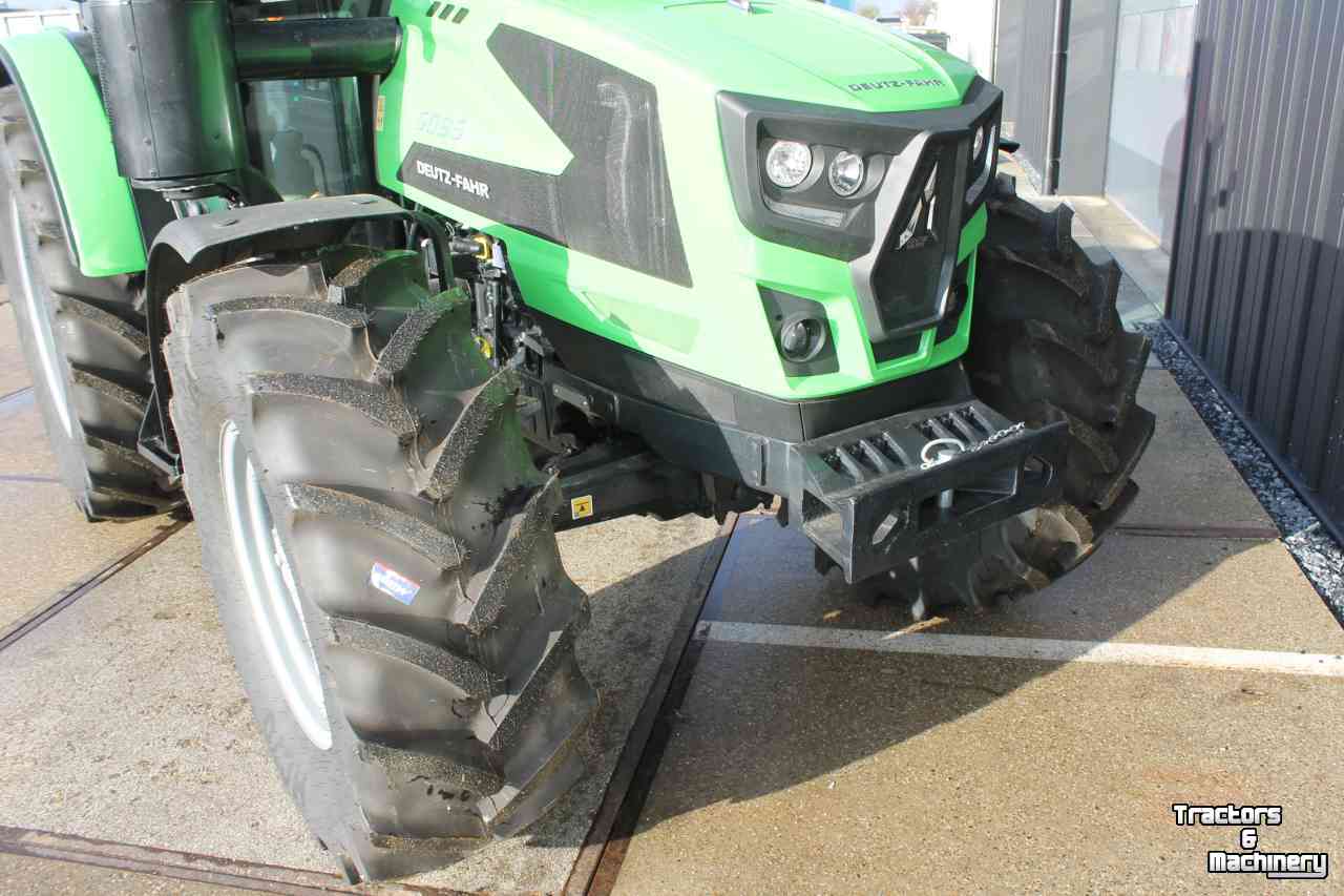 Tracteur Deutz-Fahr 5095 Keyline trekker Deutz tractor LS uitvoering mechanische omkeer