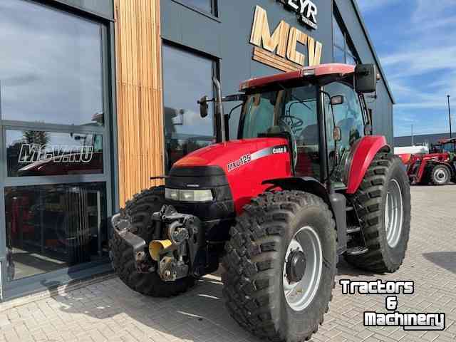 Tracteur Case-IH MXU 125