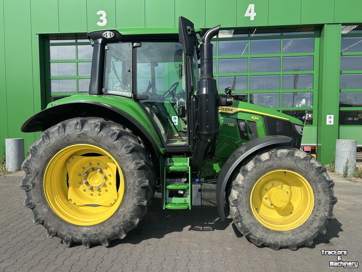 Tracteur John Deere 6M 125