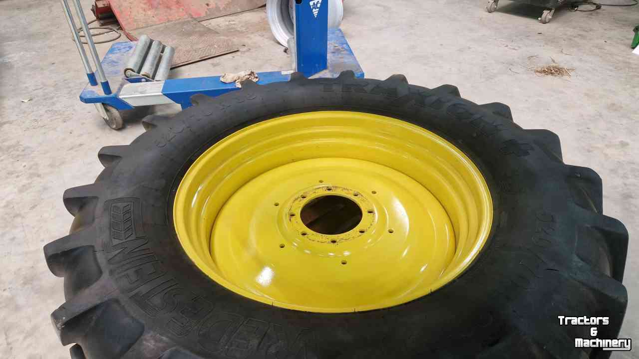 Roues, Pneus, Jantes, Barillets Jumelage Vredestein 580/70R38-----480/70R24