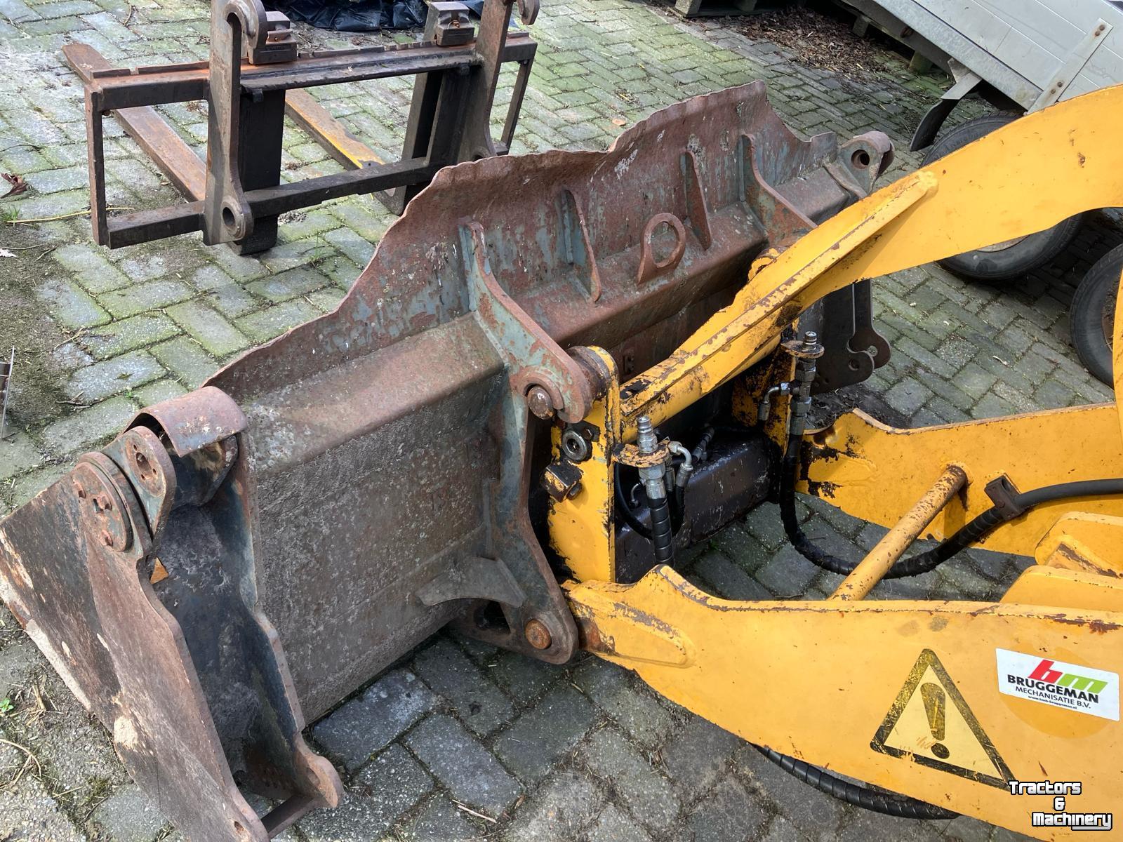 Chargeuse sur pneus Ahlmann AL80