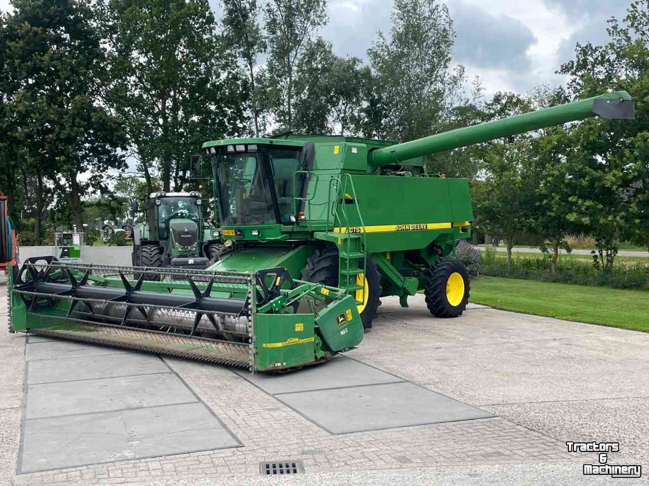 Moissonneuse batteuse John Deere CTS Combine 6.5 meter maaibord