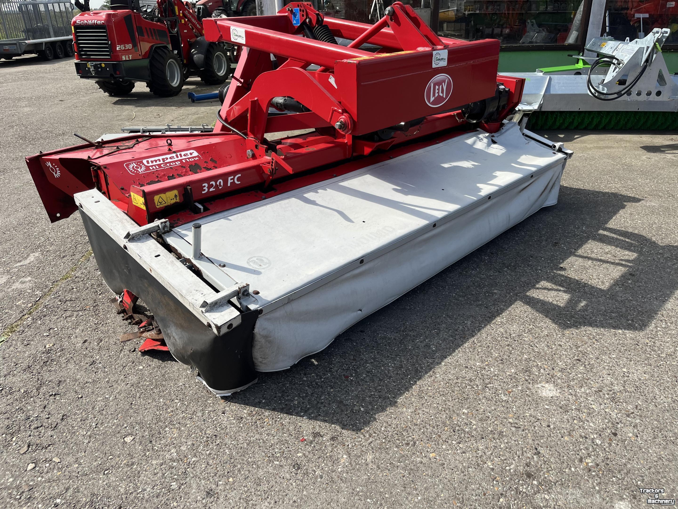 Faucheuse Lely 320 Fc