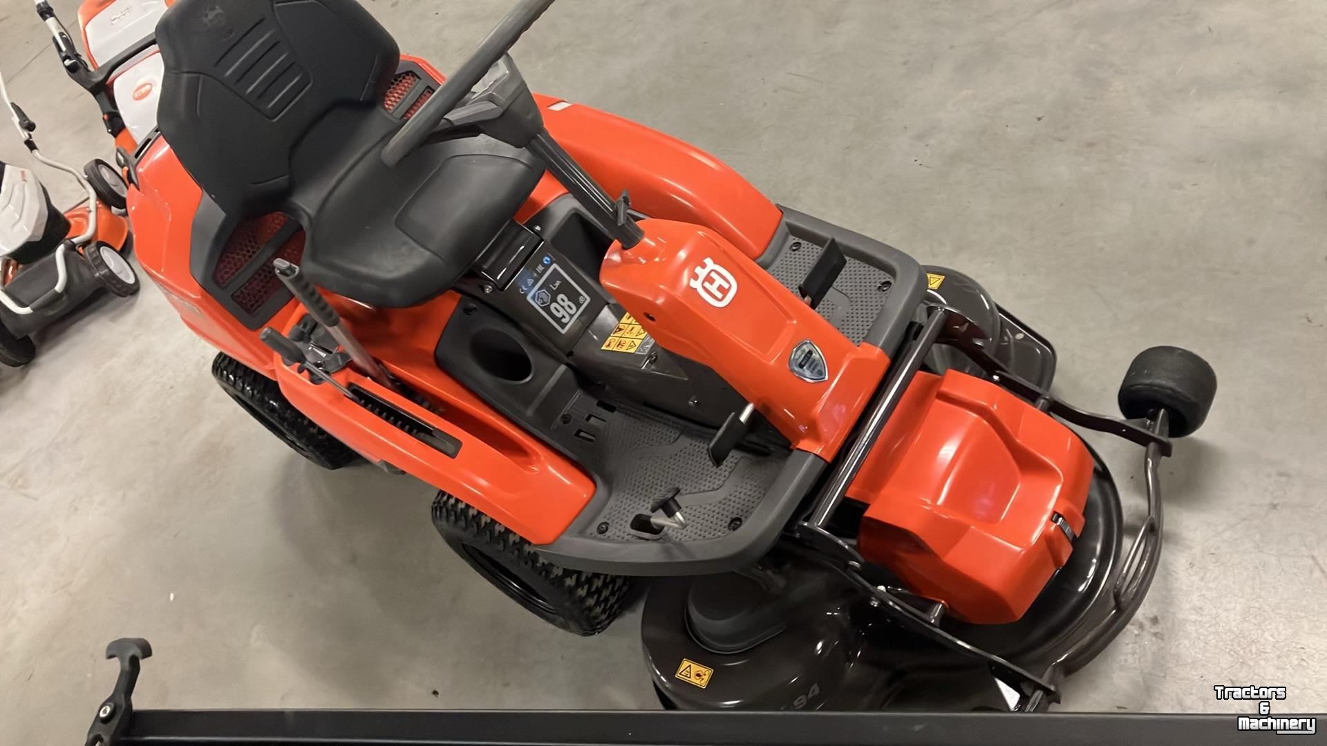 Tracteur Tondeuse Autoporté Husqvarna R214