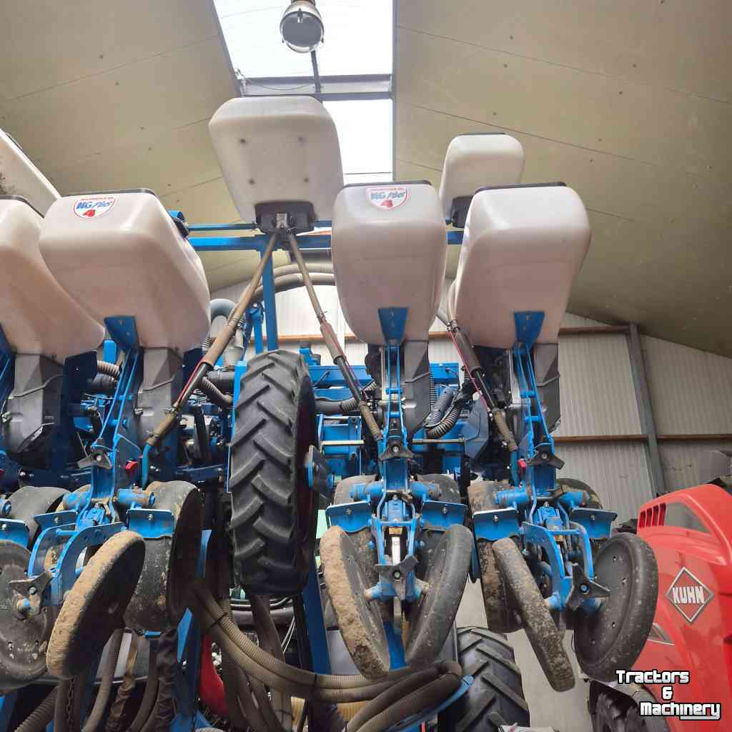 Semoir Monosem Maïszaaimachine NG4 Plus 12 rijen