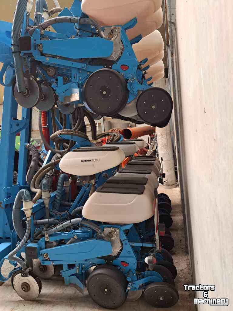Semoir Monosem Maïszaaimachine NG4 Plus 12 rijen
