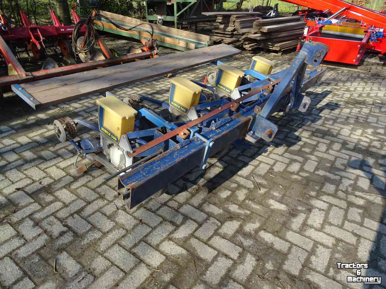 Semoir monograine  Nibex 500 Wortelzaaier / Lepelzaaier 4x75 cm