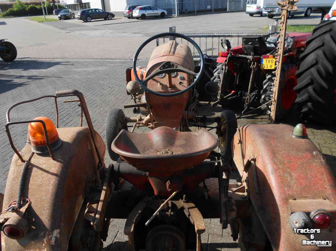 Tracteurs anciens Porsche junior 111