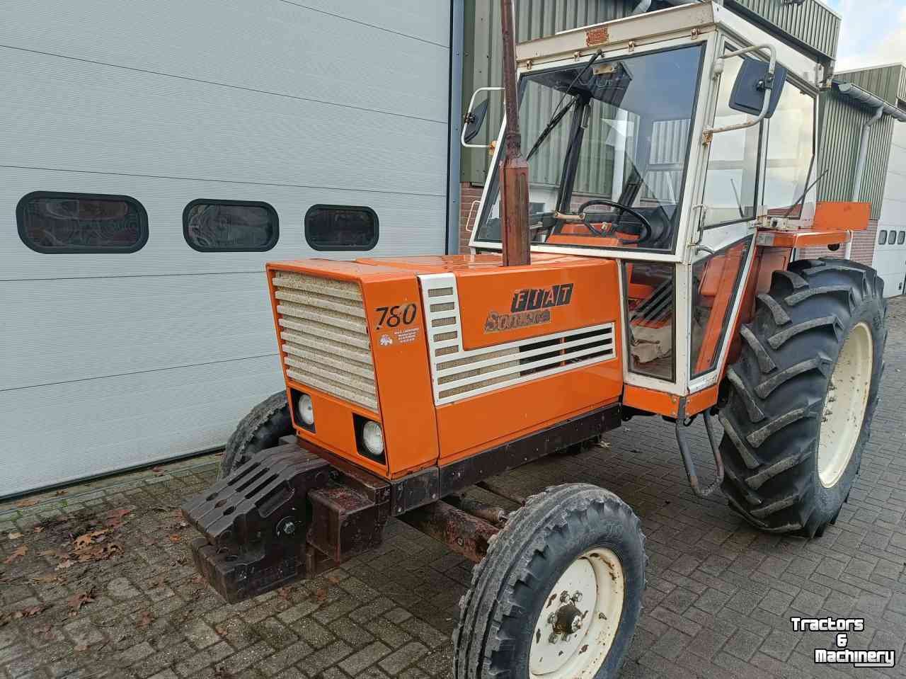 Tracteurs Fiat 780