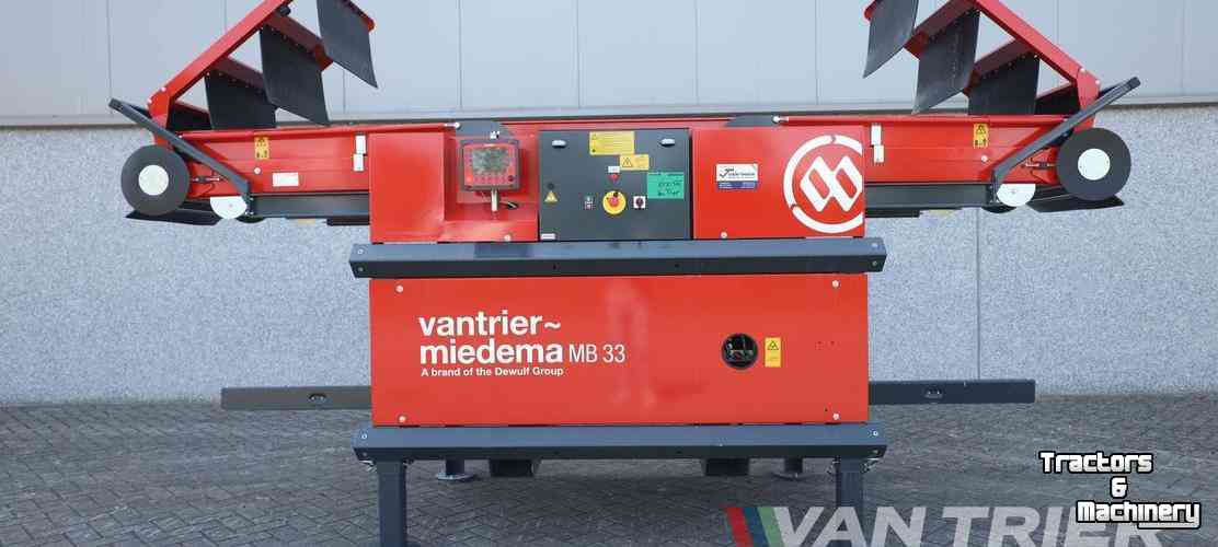 Remplisseur de caisses Miedema MB33 Kistenvuller