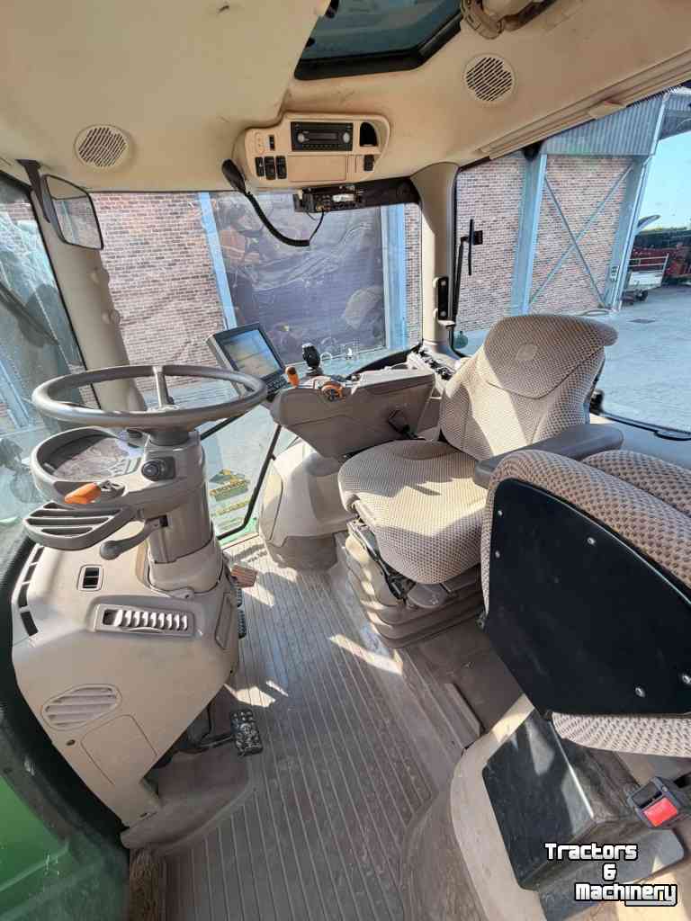 Tracteur John Deere 6215 R
