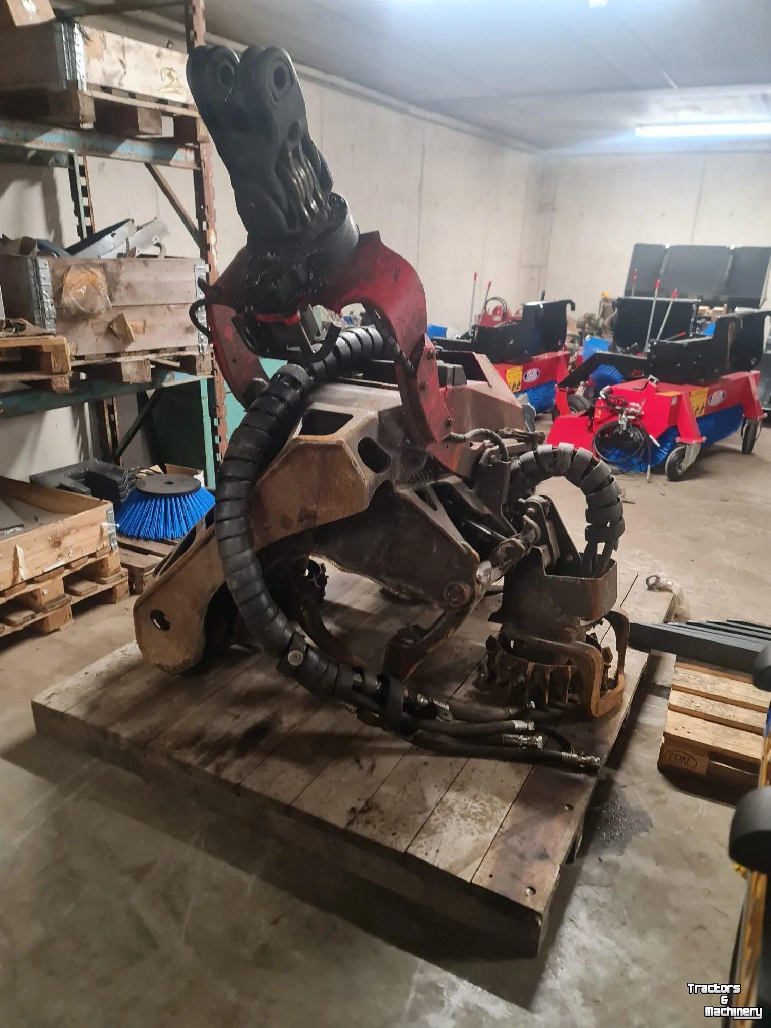 Ciseaux d’arbres Komatsu C144 KOP
