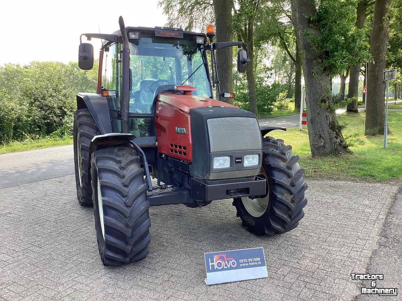 Tracteur Valtra 6350