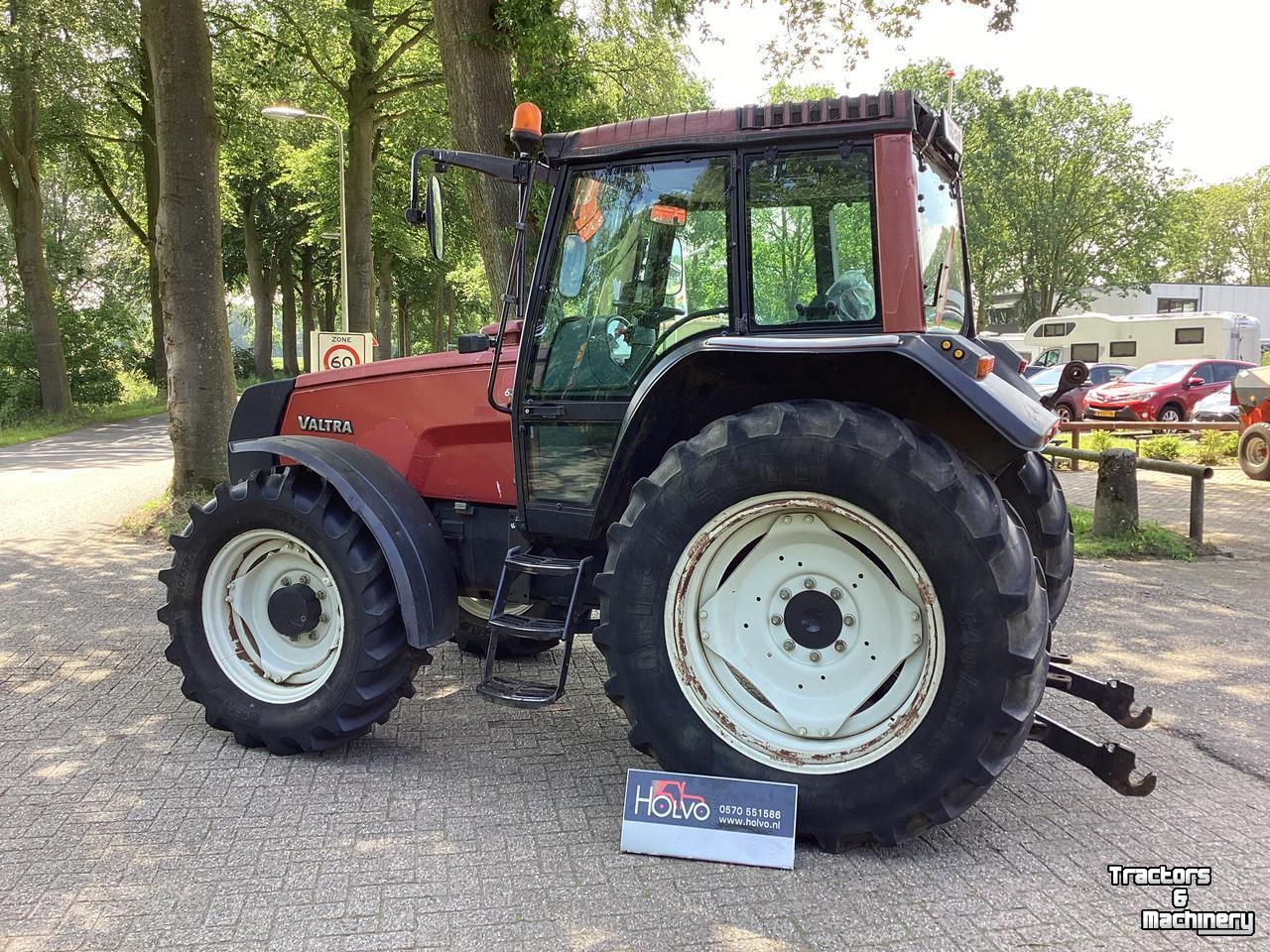 Tracteur Valtra 6350