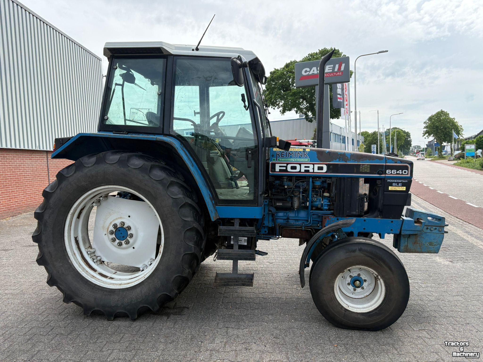 Tracteur Ford 6640SLE