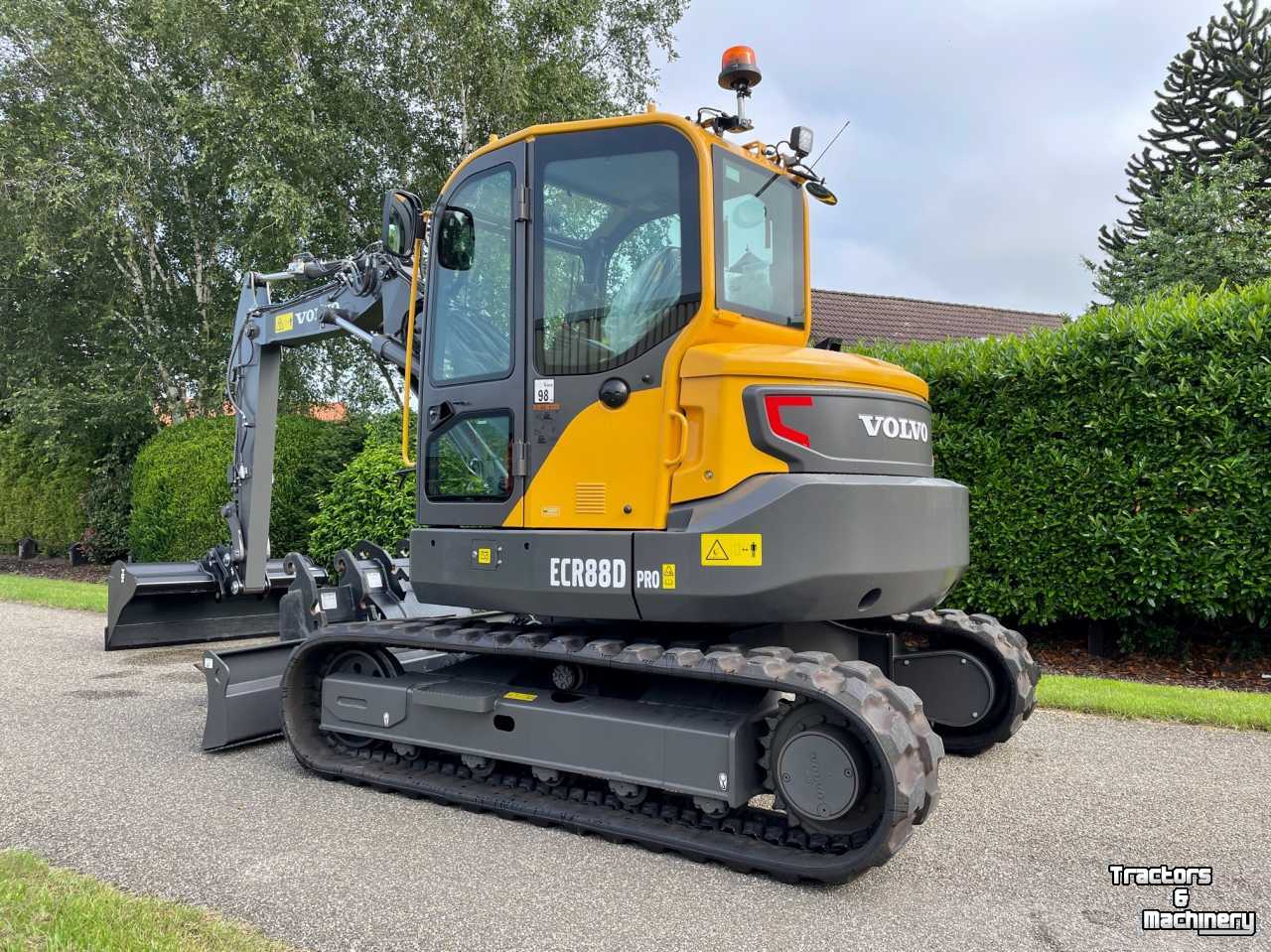 Pelles sur chenilles Volvo ECR88D pro plus kraan graafmachine excavator