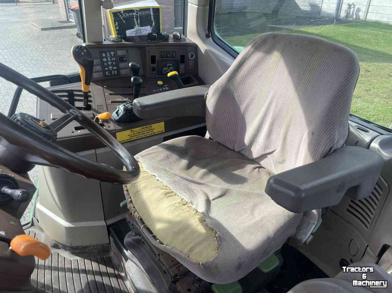 Tracteur John Deere 6220 PowerQuad 24-speed