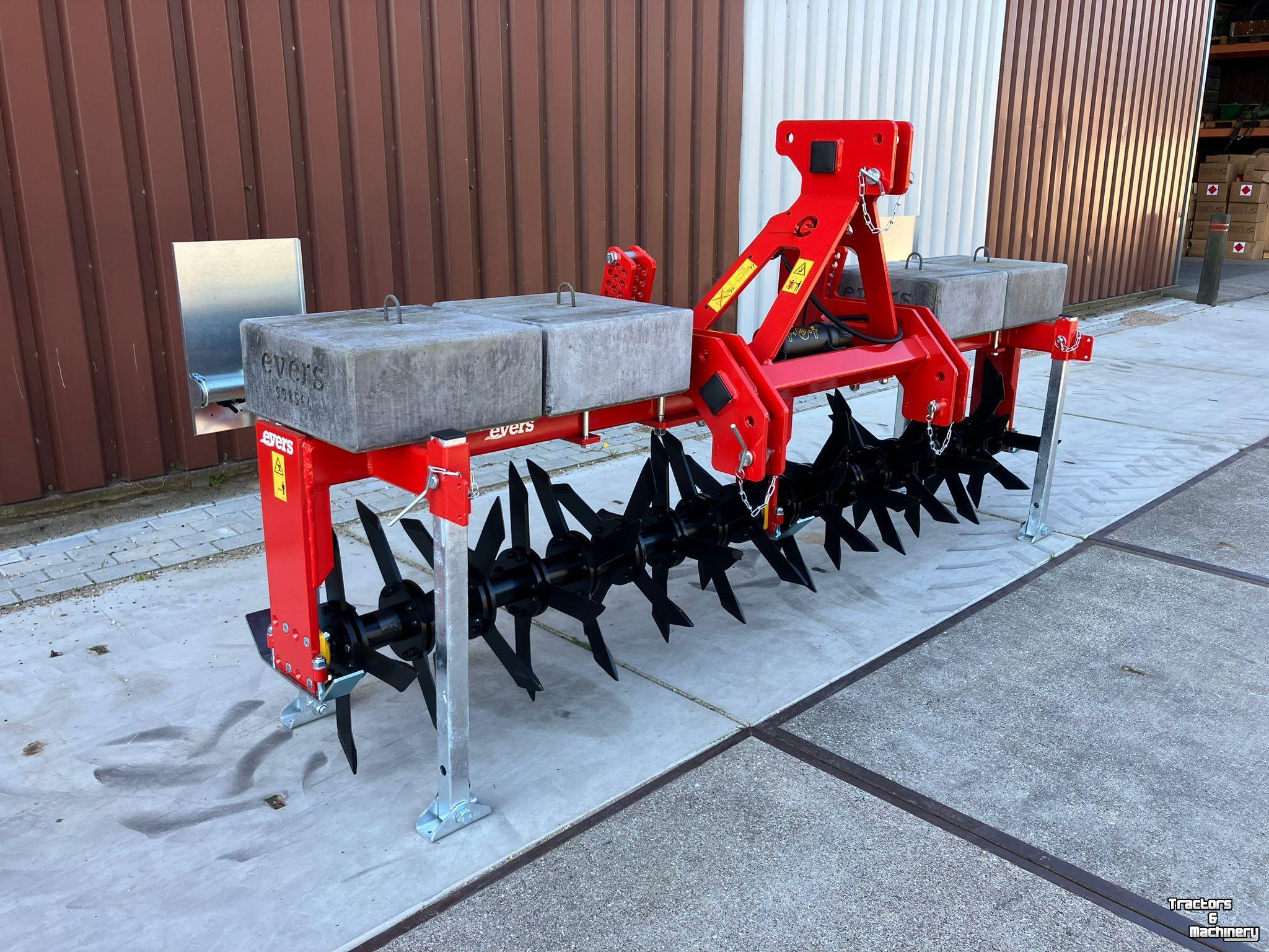 Aérateur de prairie Evers GB-300