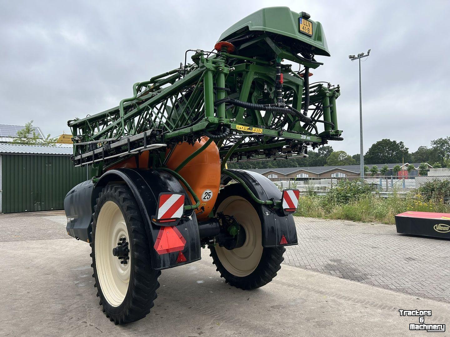 Pulvérisateur porté Amazone UX