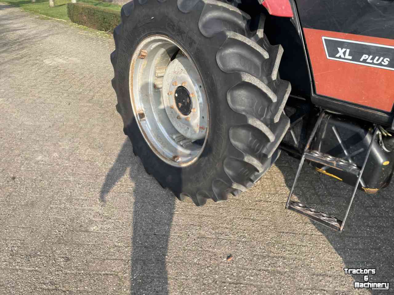 Tracteur Case-IH 845XL Plus