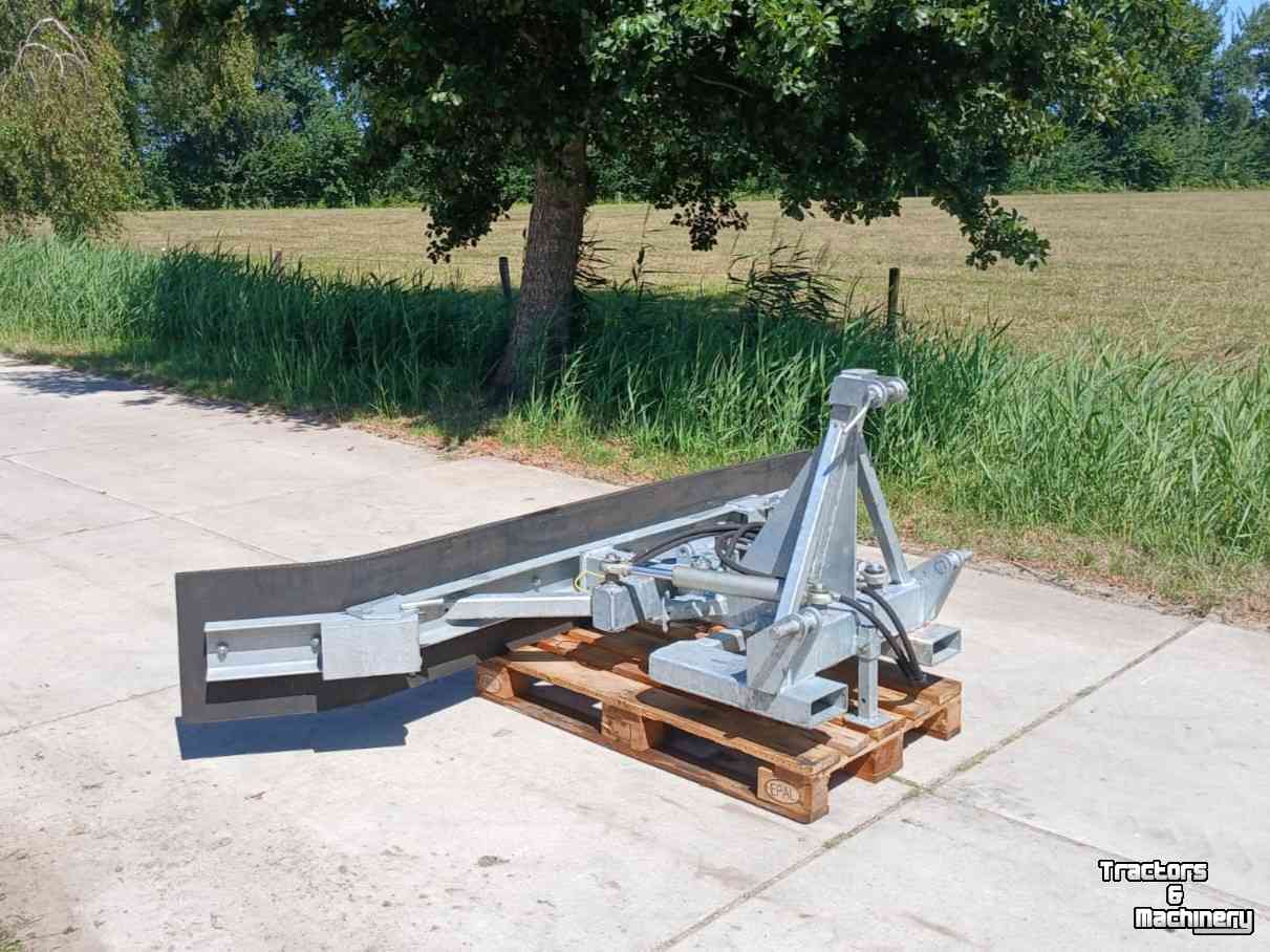 Rabot caoutchouc Kemp Rubberschuif 2.70m hydraulisch zwenkbaar