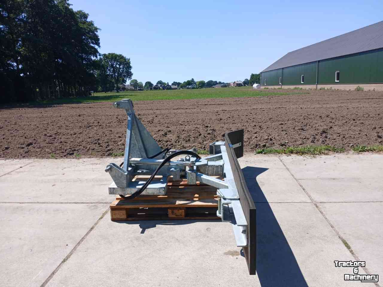 Rabot caoutchouc Kemp Rubberschuif 2.70m hydraulisch zwenkbaar