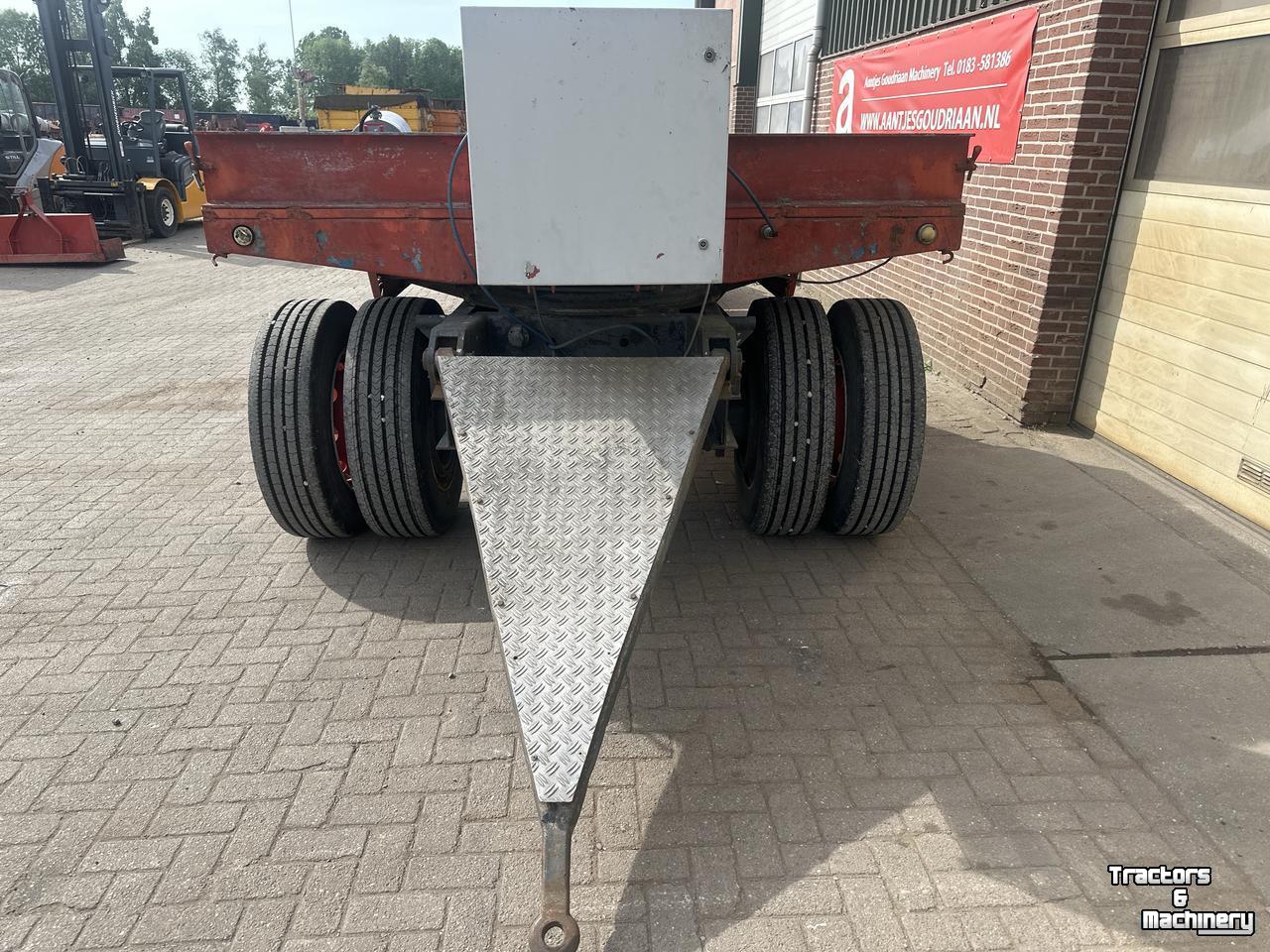 Remorque porte-machines AGM Dieplader