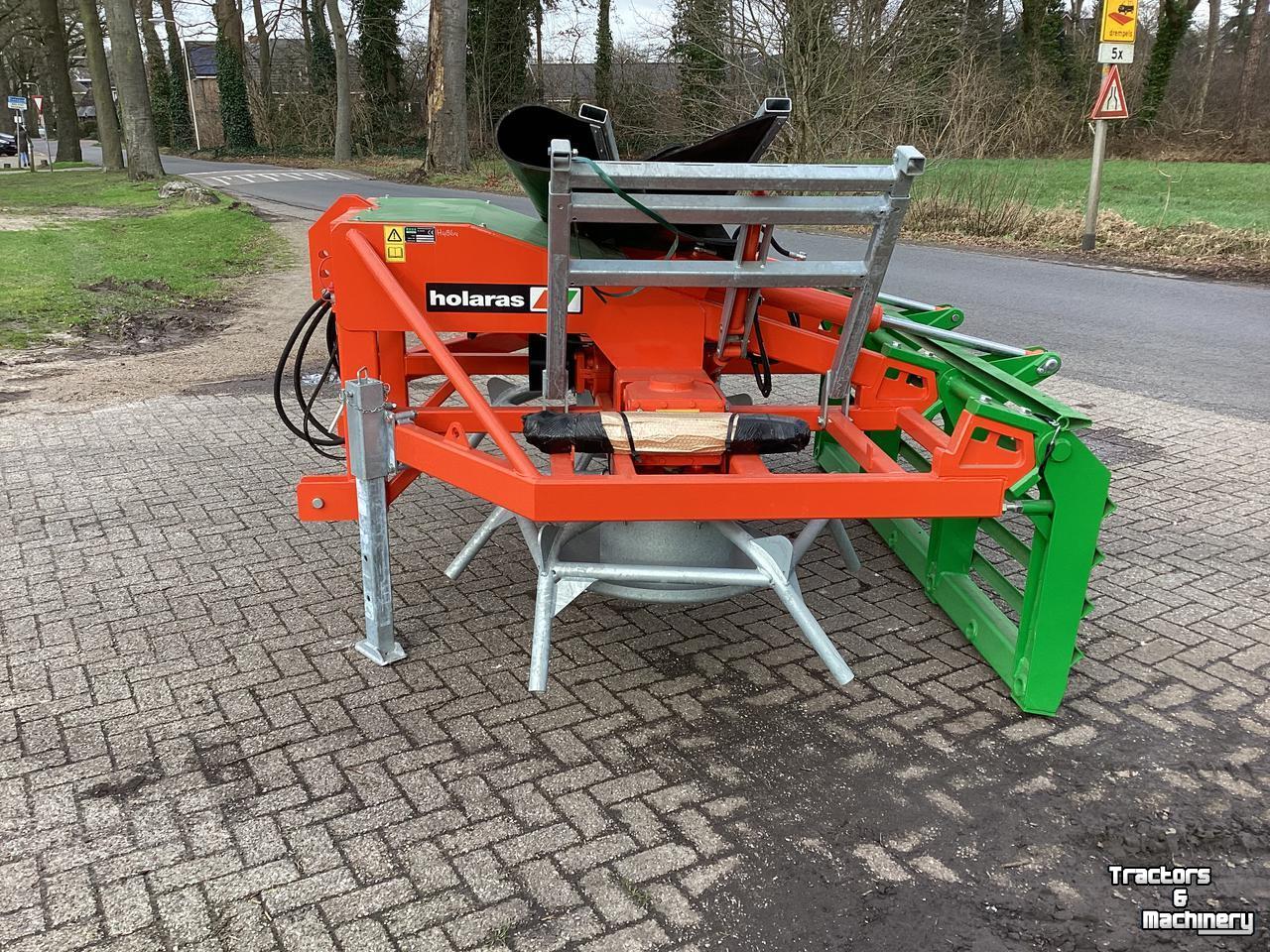 Eparpilleur de fourrage Holaras Jumbo G-HK-HUS