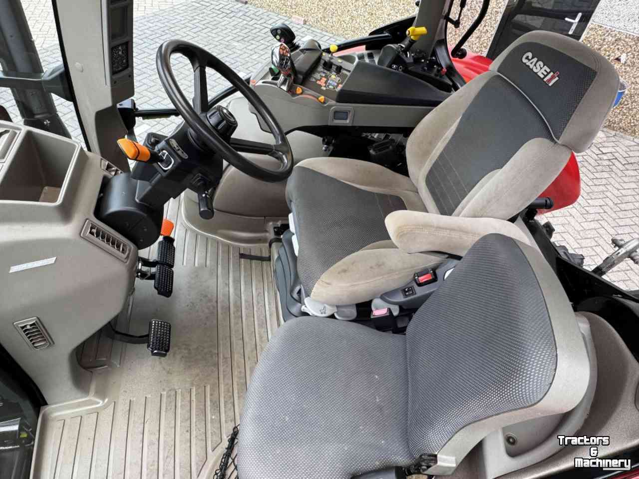 Tracteur Case-IH Maxxum 115CVX vario   Stage V  Hydr. rem  Voorlader steunen vol geveerd