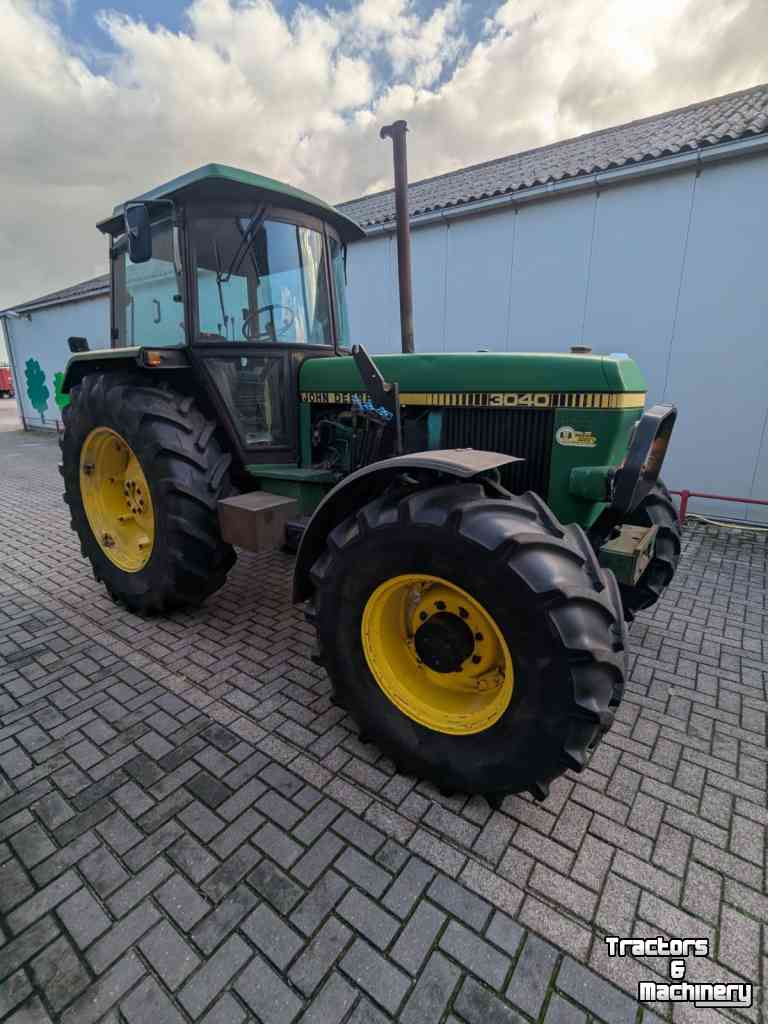 Tracteur John Deere 3040