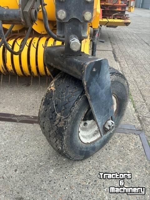 Pick up New Holland Graspickup
