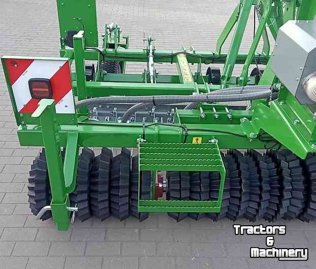 Machine à resemer  Grass Combi 3m