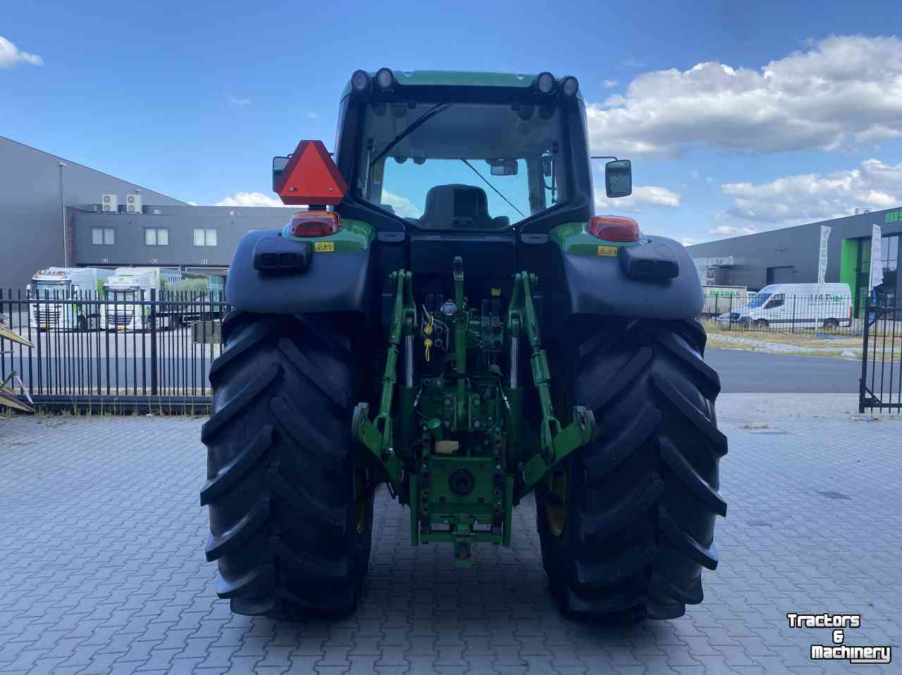 Tracteur John Deere 6175M