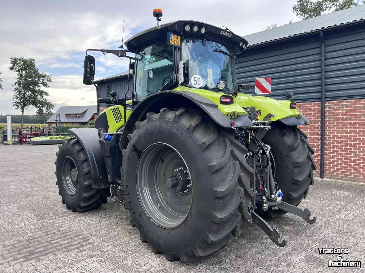Tracteur Claas Axion 870
