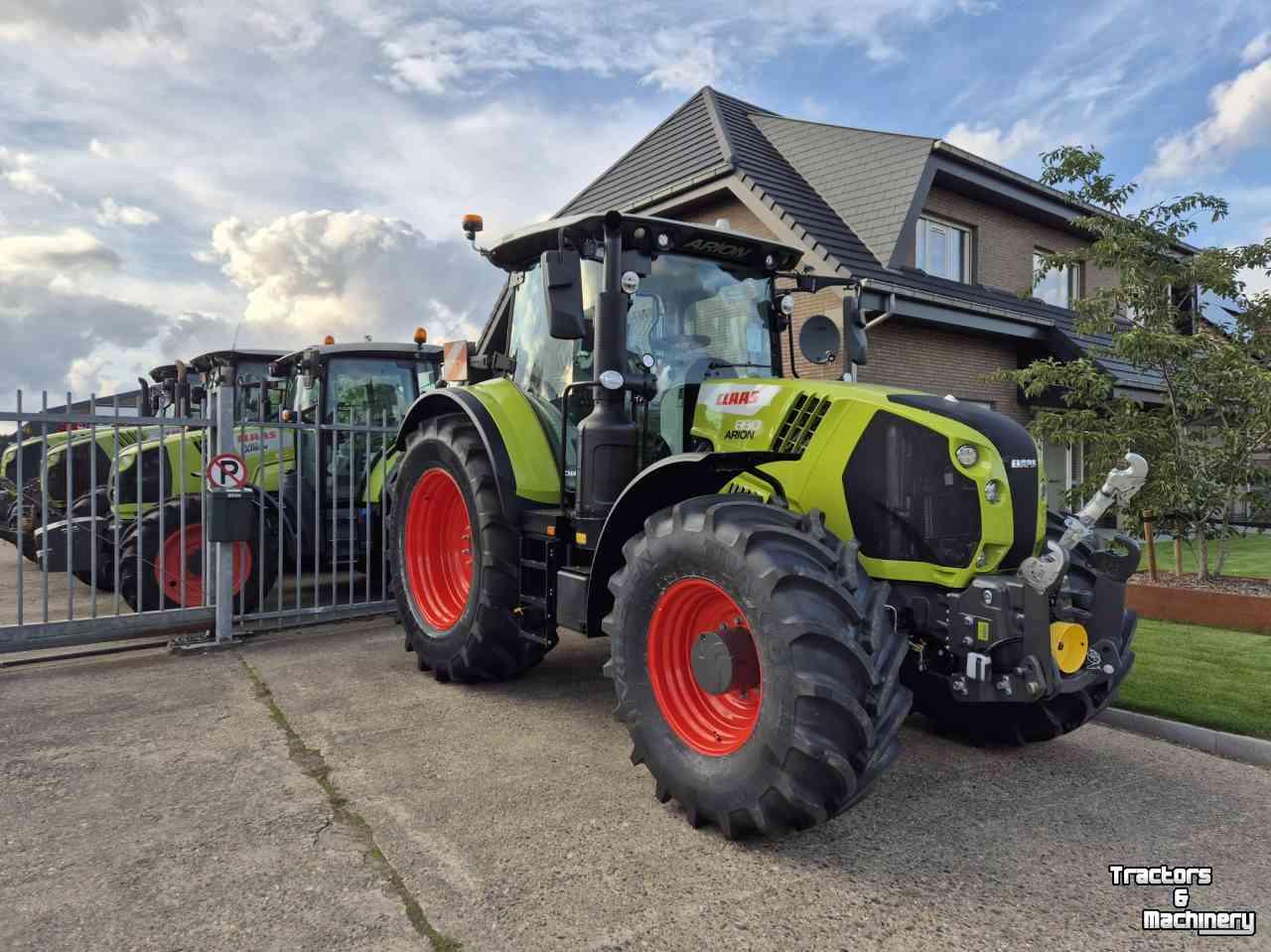 Tracteur Claas Arion 660