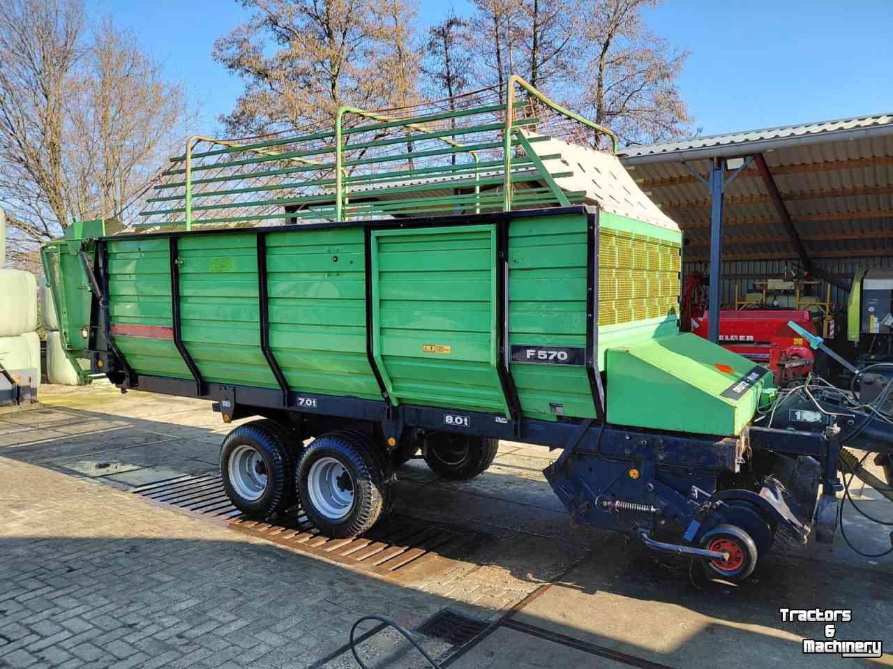 Autochargeuse Deutz-Fahr F 570