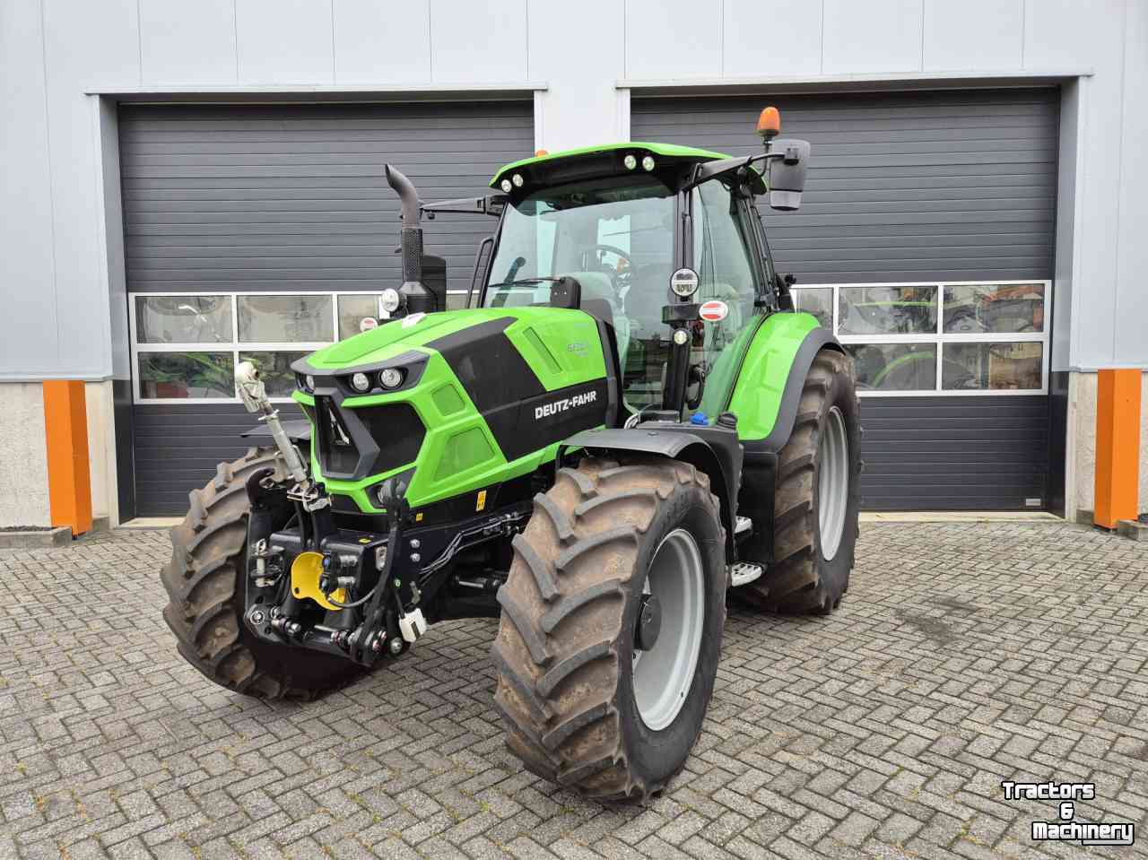 Tracteur Deutz-Fahr Agrotron 6130.4 RV-Shift