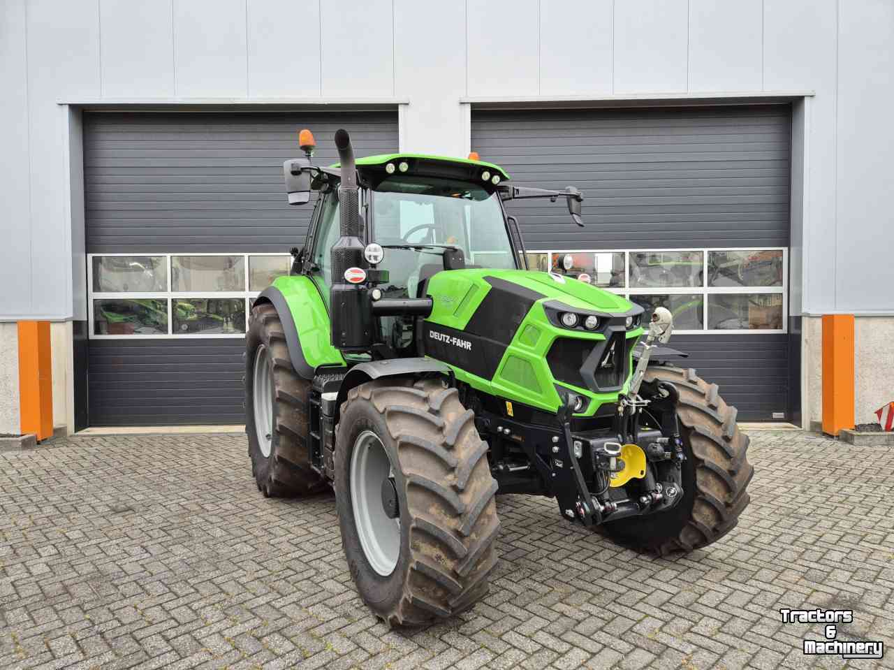 Tracteur Deutz-Fahr Agrotron 6130.4 RV-Shift