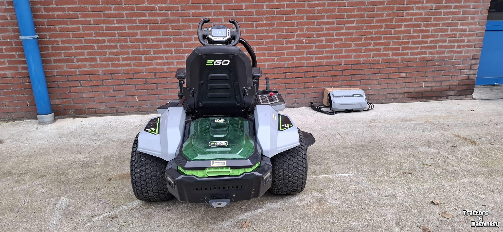 Tracteur Tondeuse Autoporté EGO ZT4201E-S