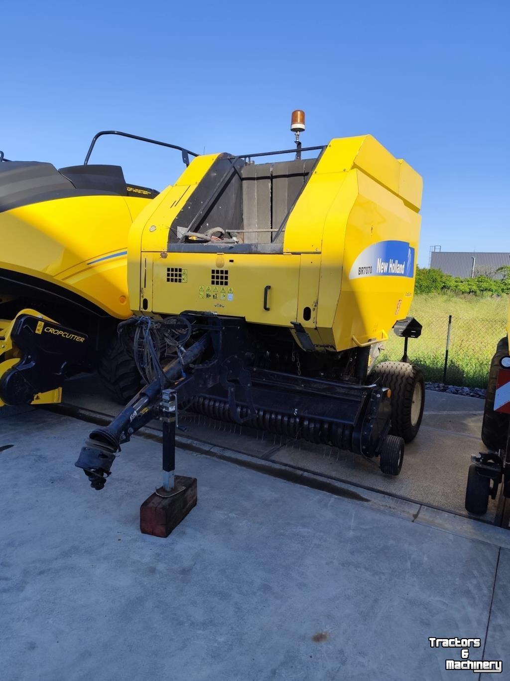 Presses New Holland BR 7070 Cropcutter