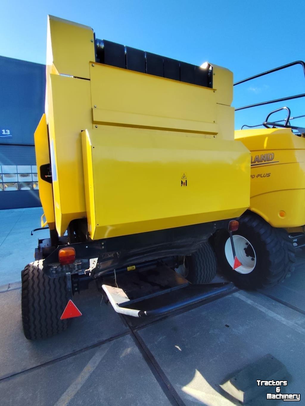 Presses New Holland BR 7070 Cropcutter