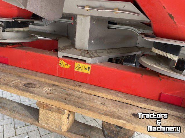 Distributeur d‘engrais Kuhn AXIS 30.1W