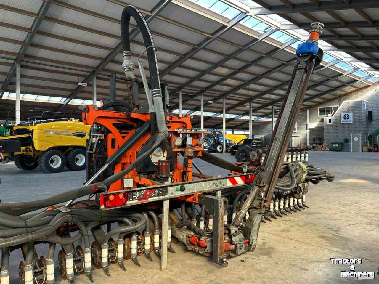 Distributeur à tuyau flexible trainé Schouten SP 12260