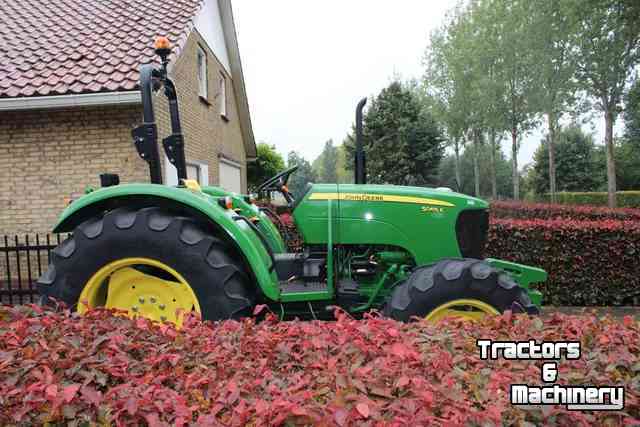 Tracteur John Deere 5065E 4WD