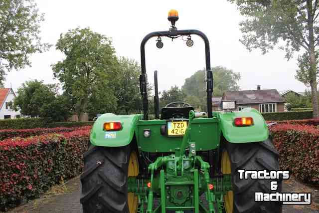 Tracteur John Deere 5065E 4WD