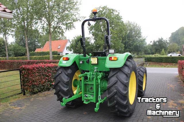 Tracteur John Deere 5065E 4wd